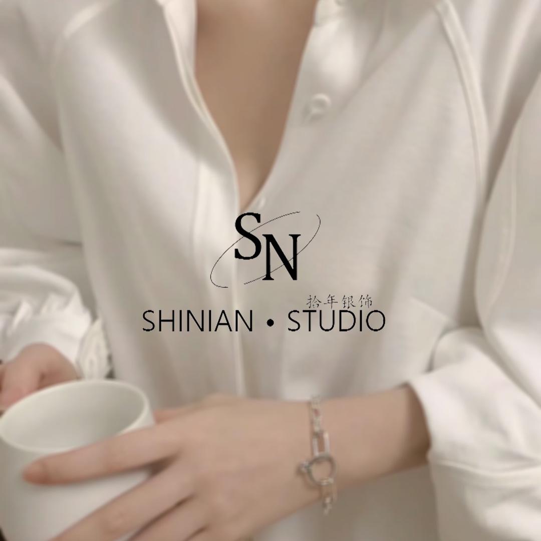 拾年银饰个体店