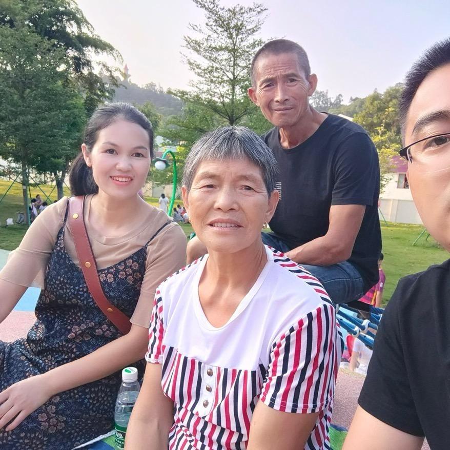 李白万在家乡