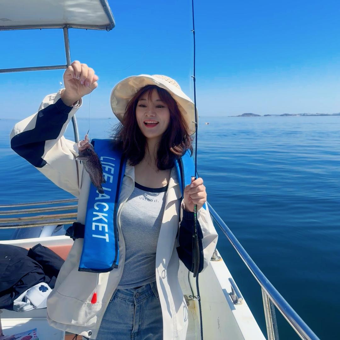 威海彩海休闲游艇俱乐部