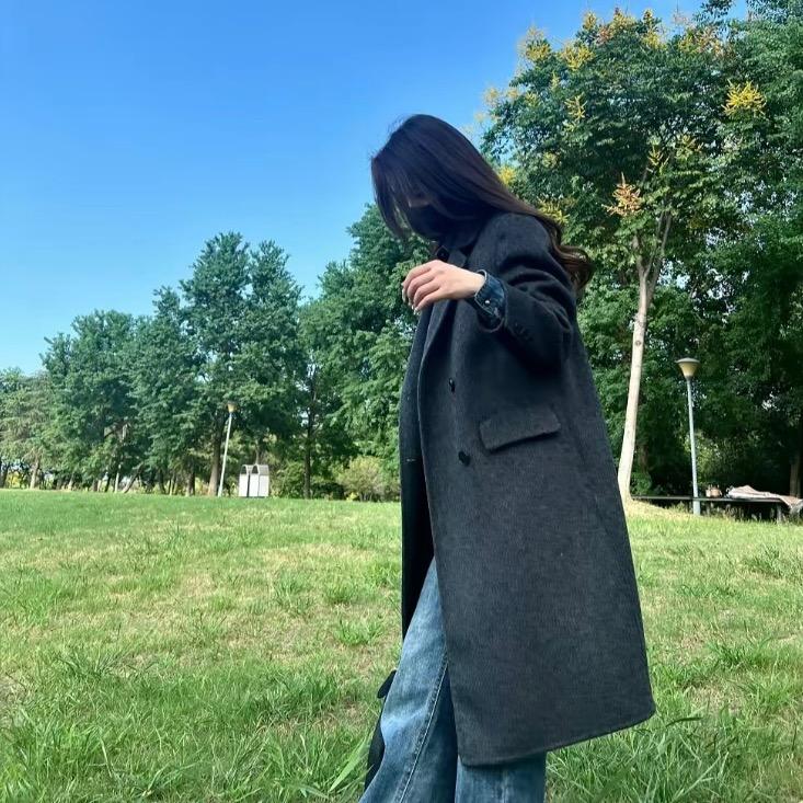 依依高端羊毛大衣