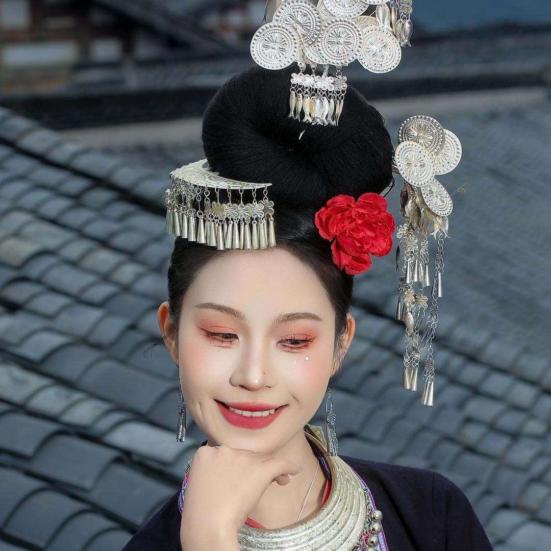 梁桂姣（侗族）