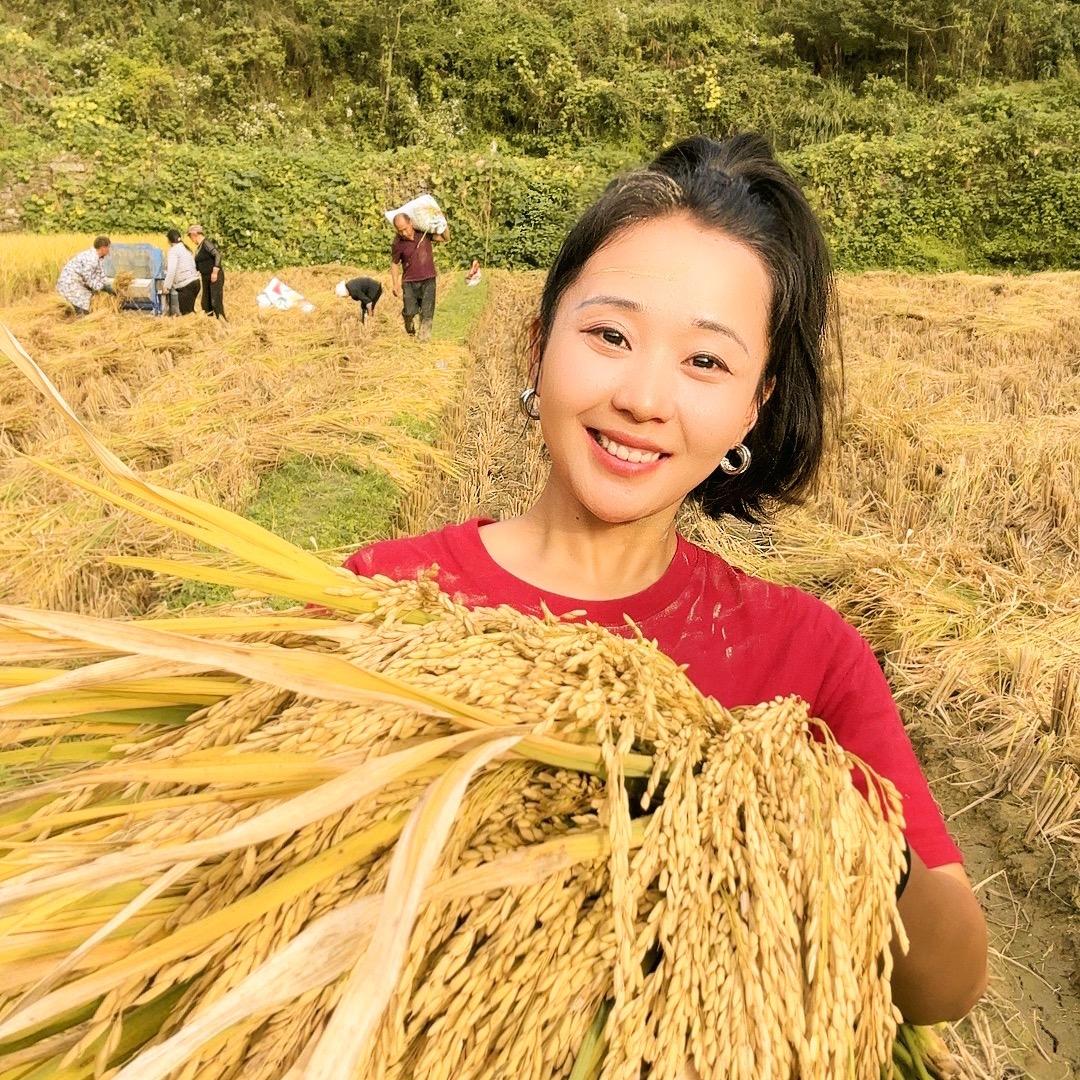 乡村腊妹子～依依
