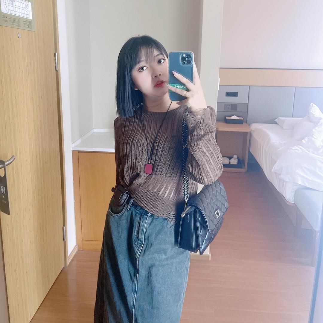 落冰，爱吃糖
