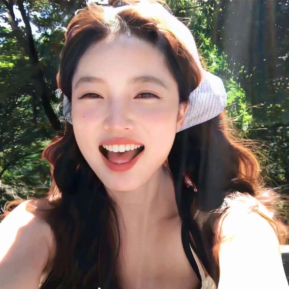 BMW小依姐