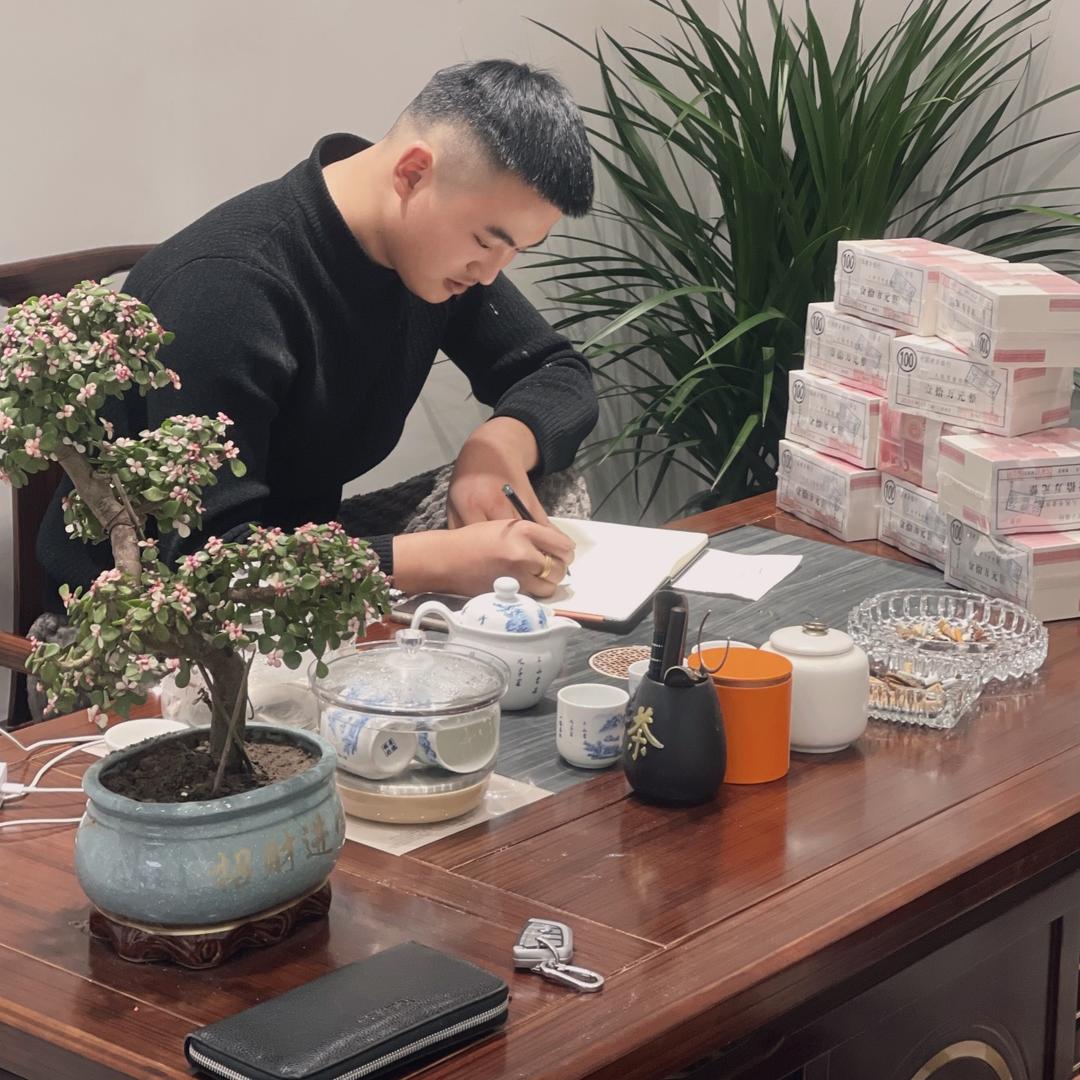 毛驴.