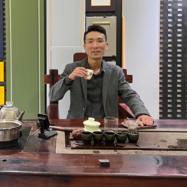 成都衣柜门小马哥