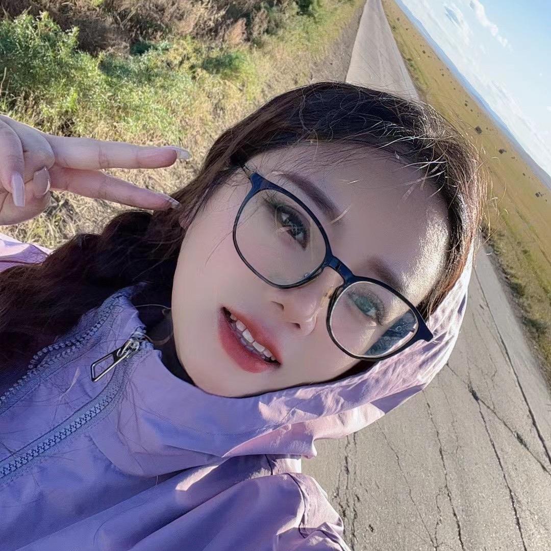 媚可秋