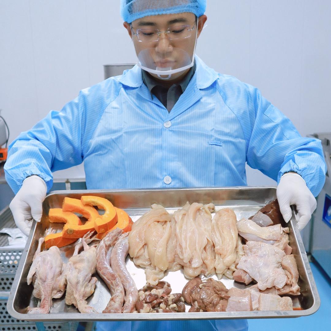 汪小七鲜肉宠物粮