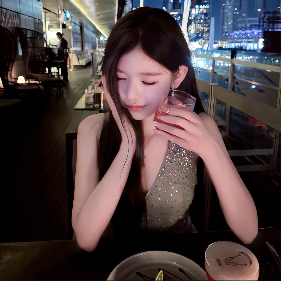 小茜ouo