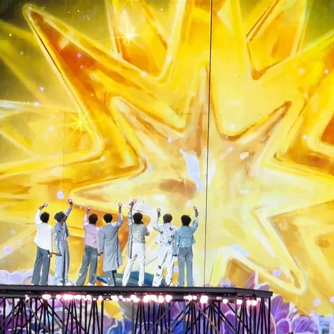 耶！夏天最好吃的水果是西瓜