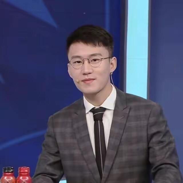 解说员老谭（英系专家）