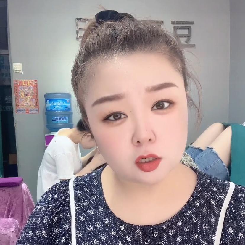 首山豆豆美甲