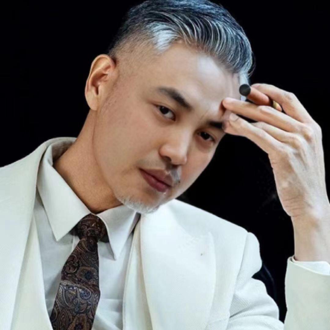 小姐借个吻