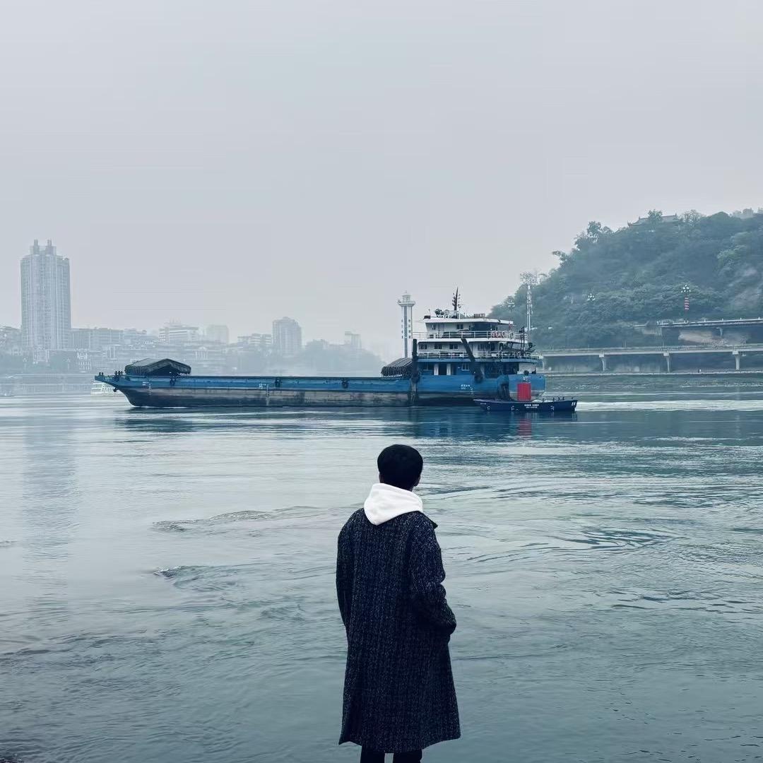 梅洛