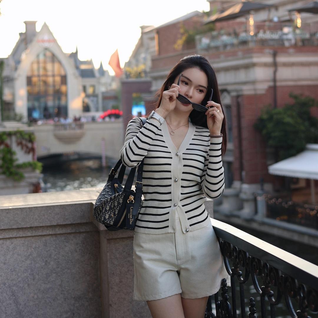 小羽佳