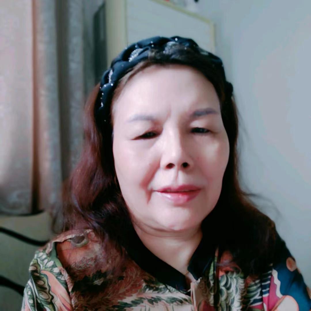 西西奶小号(大号同名下午2:10开播)