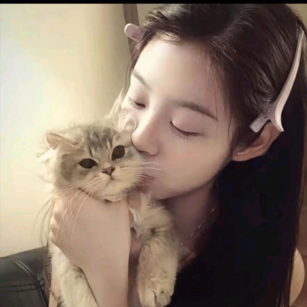 偷听你的歌单ᶻ𝗓𐰁