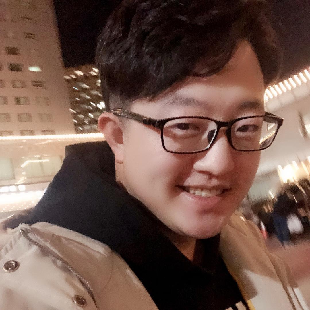 新开湖畔艾哈哈😃