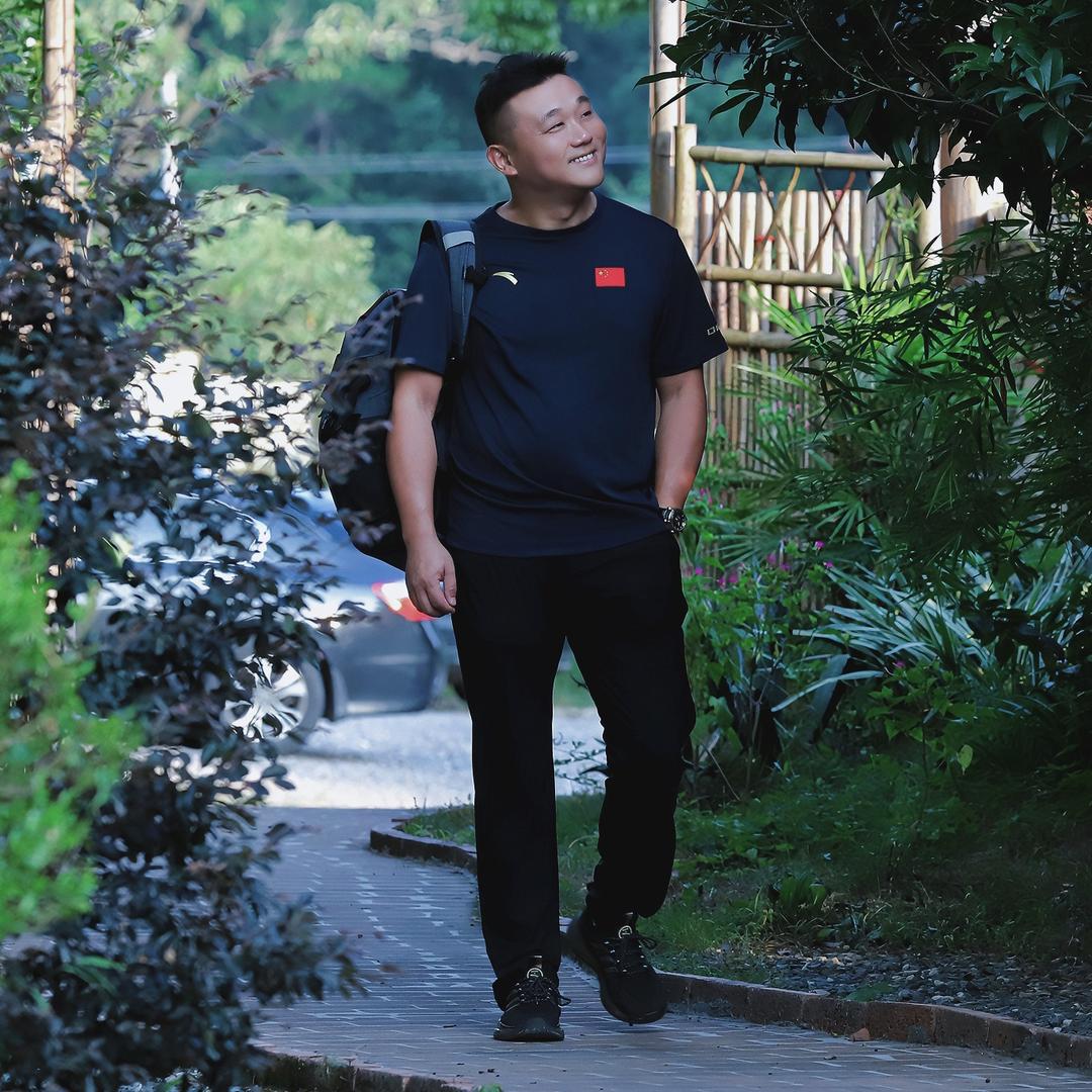 青春励志三少哥