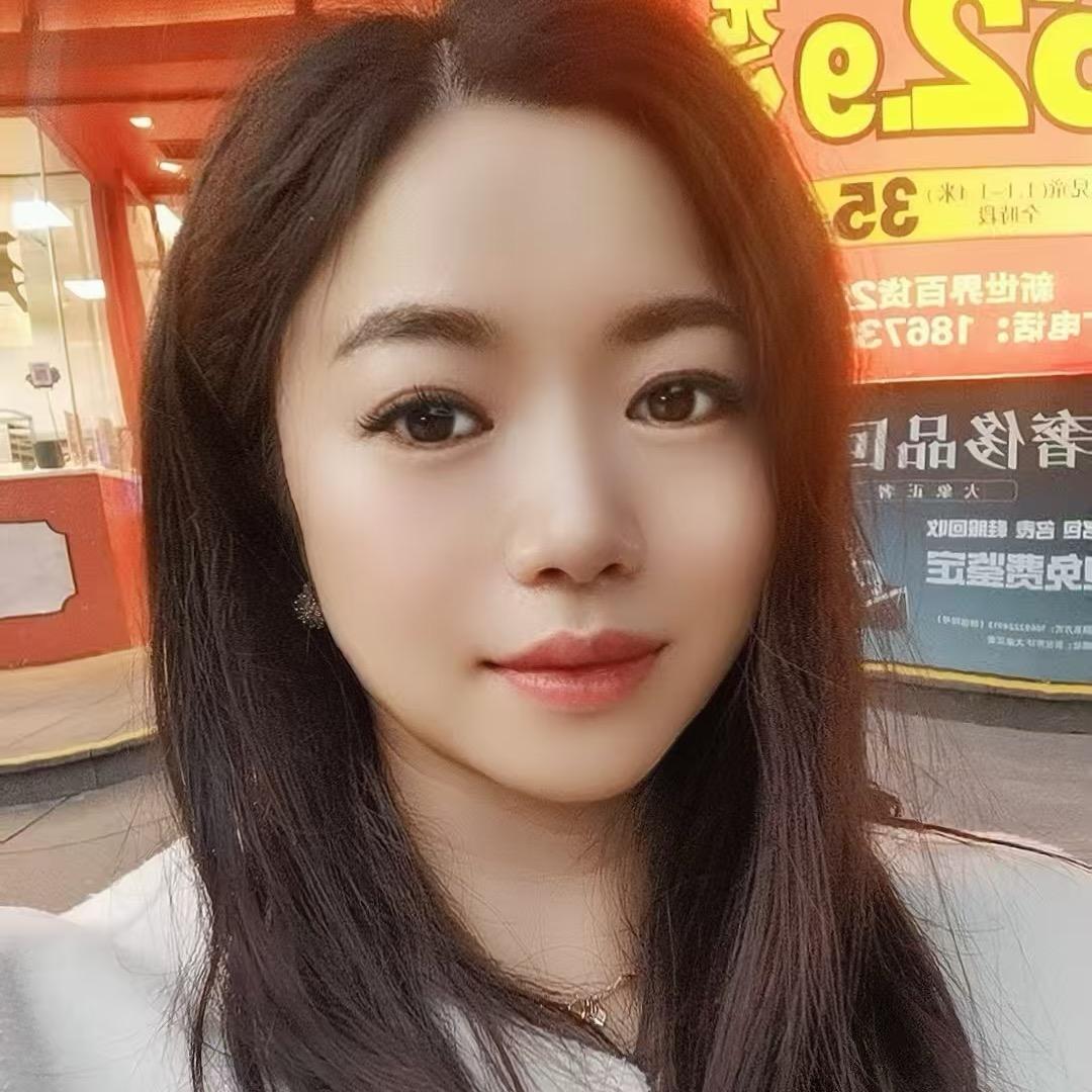 默默~