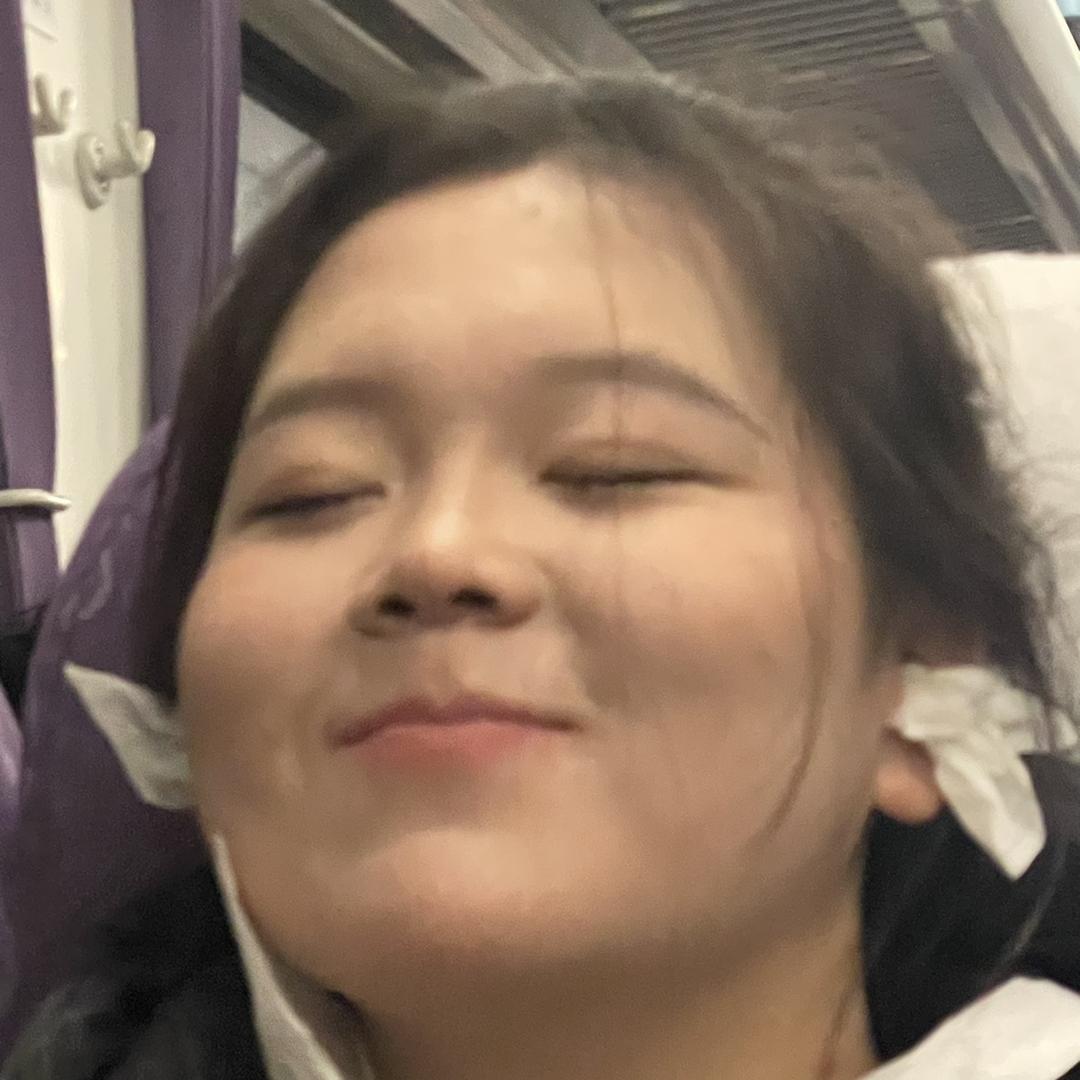 闫柿子🍅