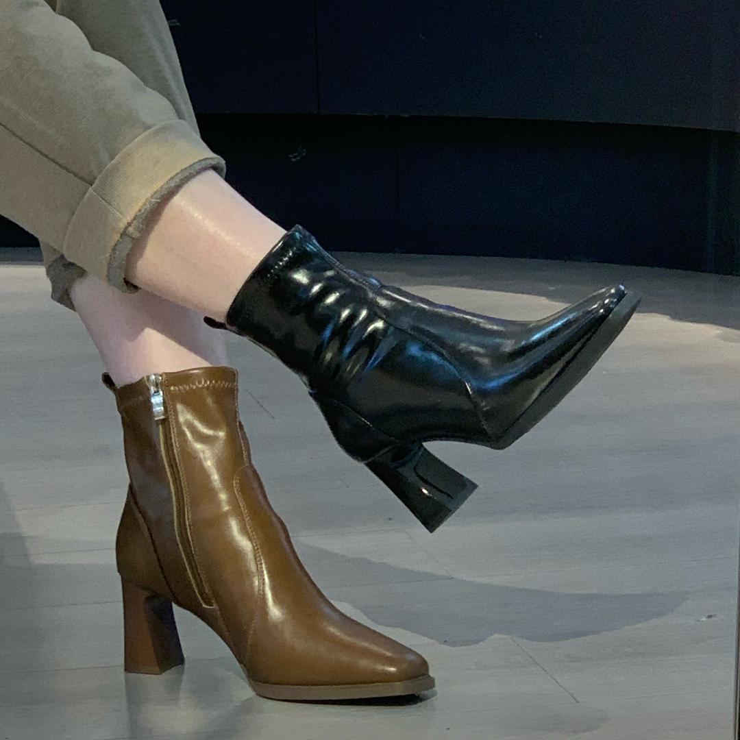 月芽儿女鞋新百店