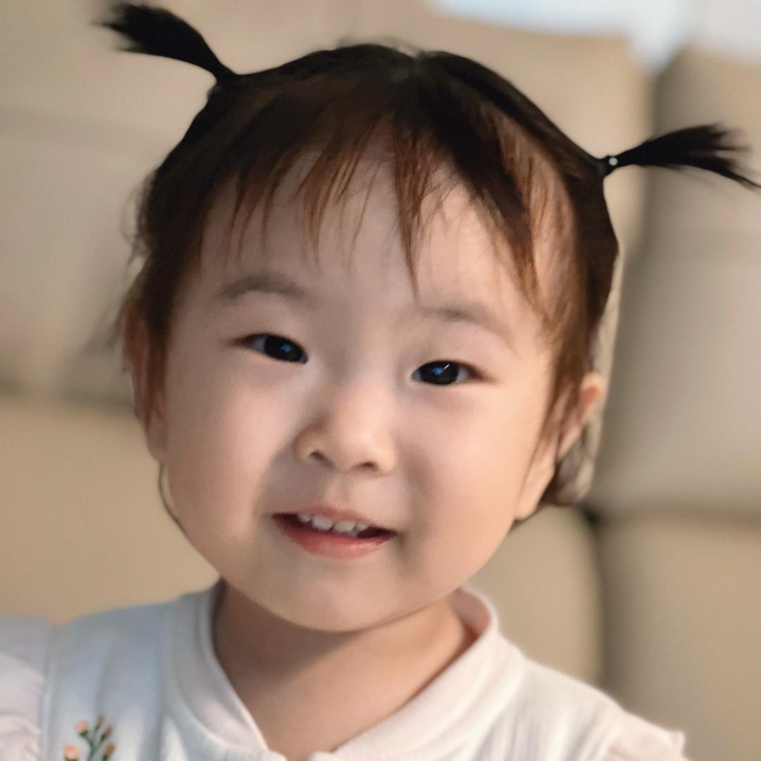 圣彤的“小年糕”叫刘炘桐