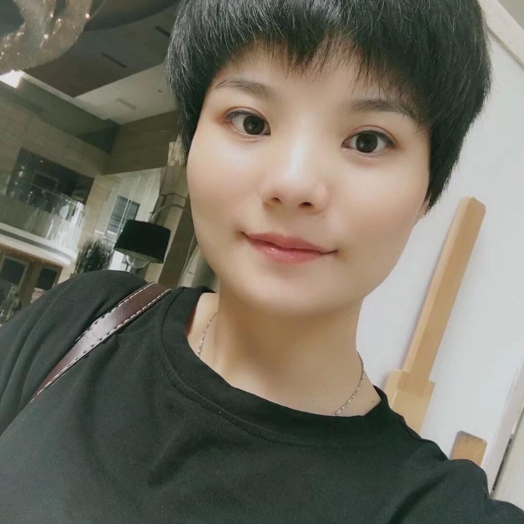 @陈橙子💋💋🌹🌹