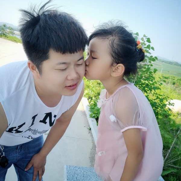 一个蓝莓