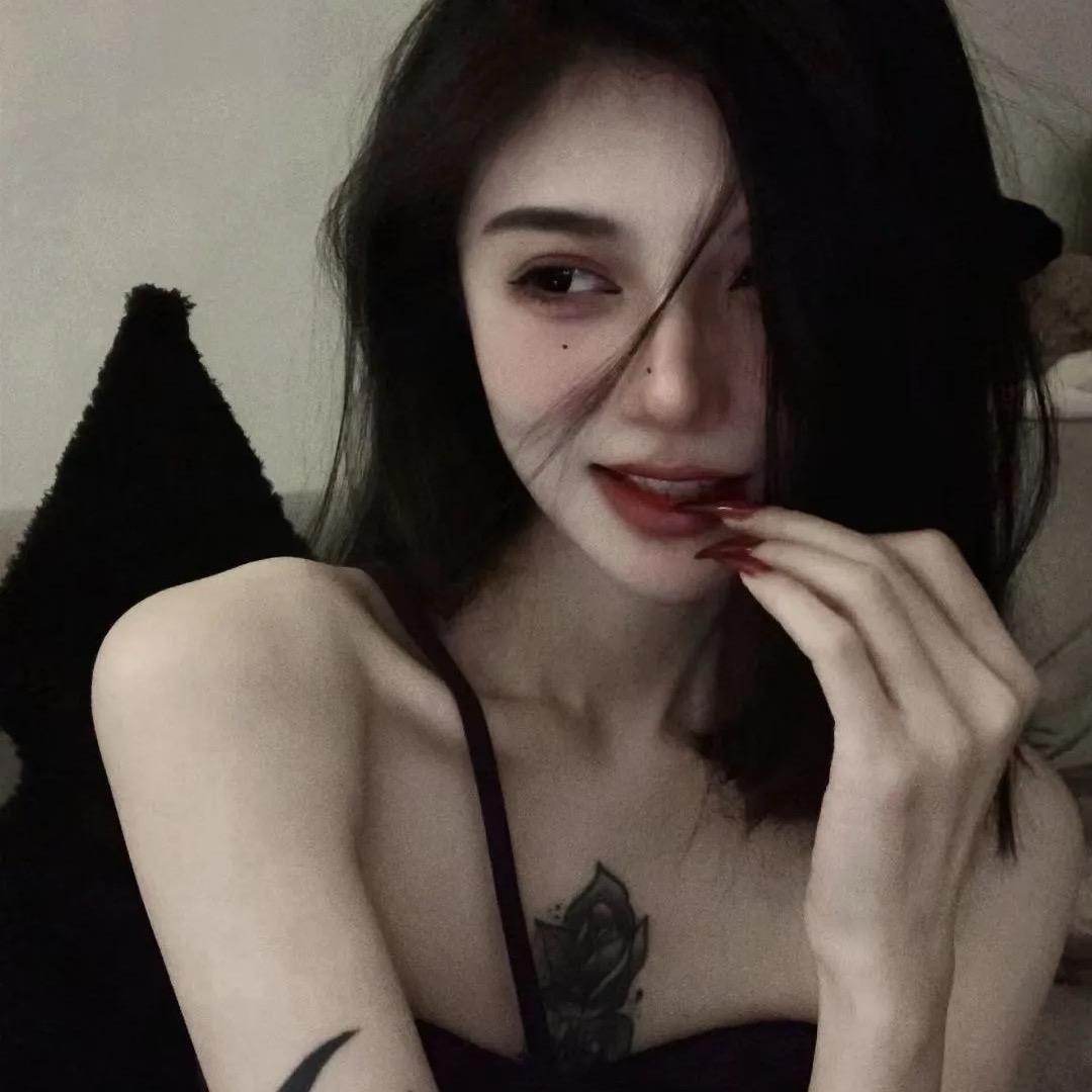 77🍬