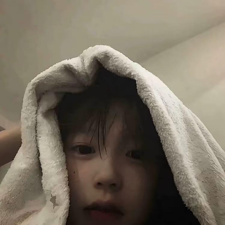 阳阳阳‘头像