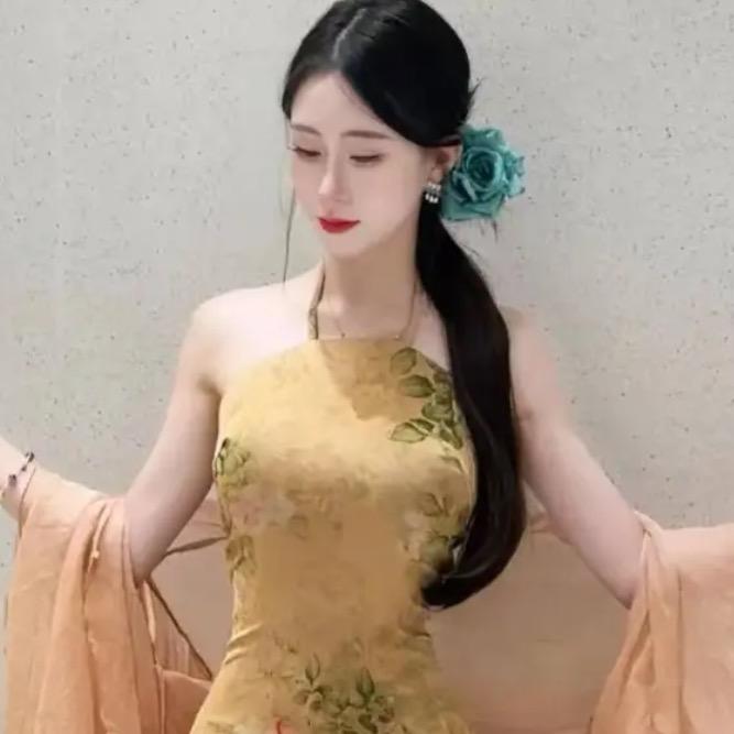 三三的三三