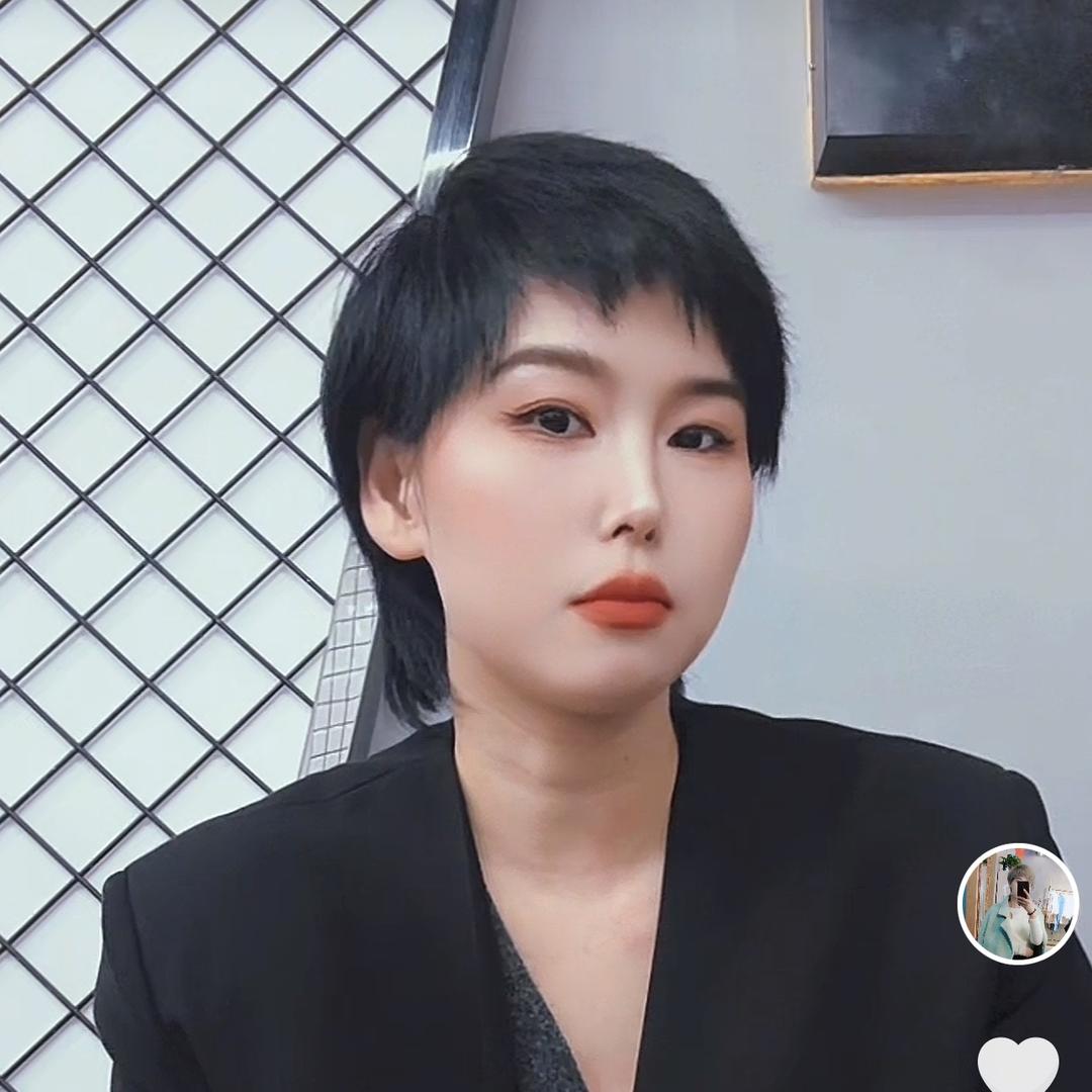 皂市动感地带潮牌服饰