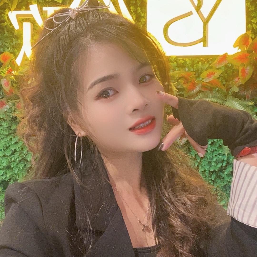 龙川晶晶*女装日记