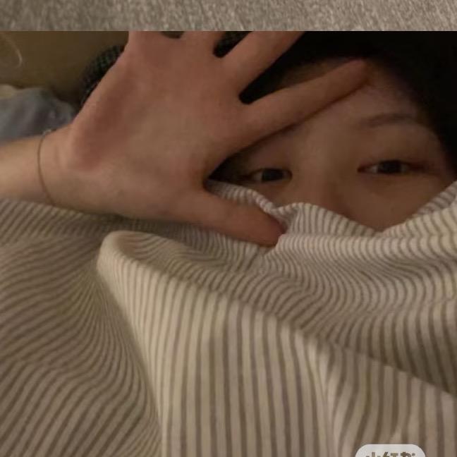 ：Zha♡̶𓈒𓏸ng