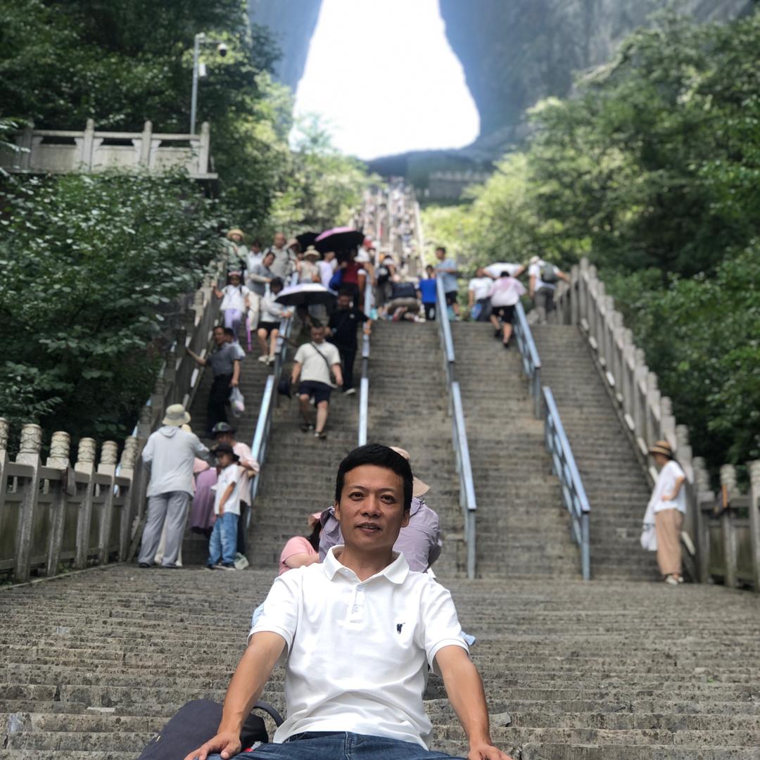 恰同学中年