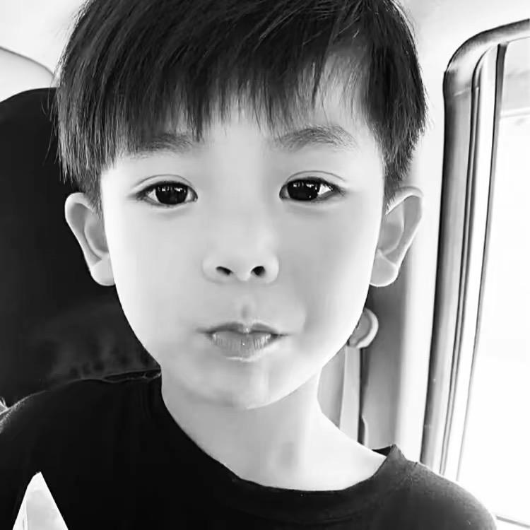 Yang  Xun