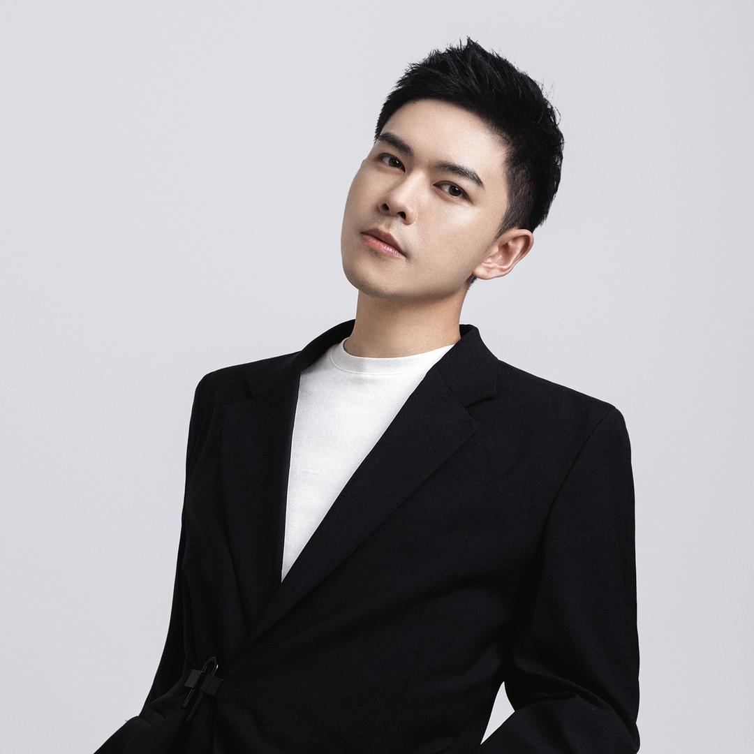 王小佳