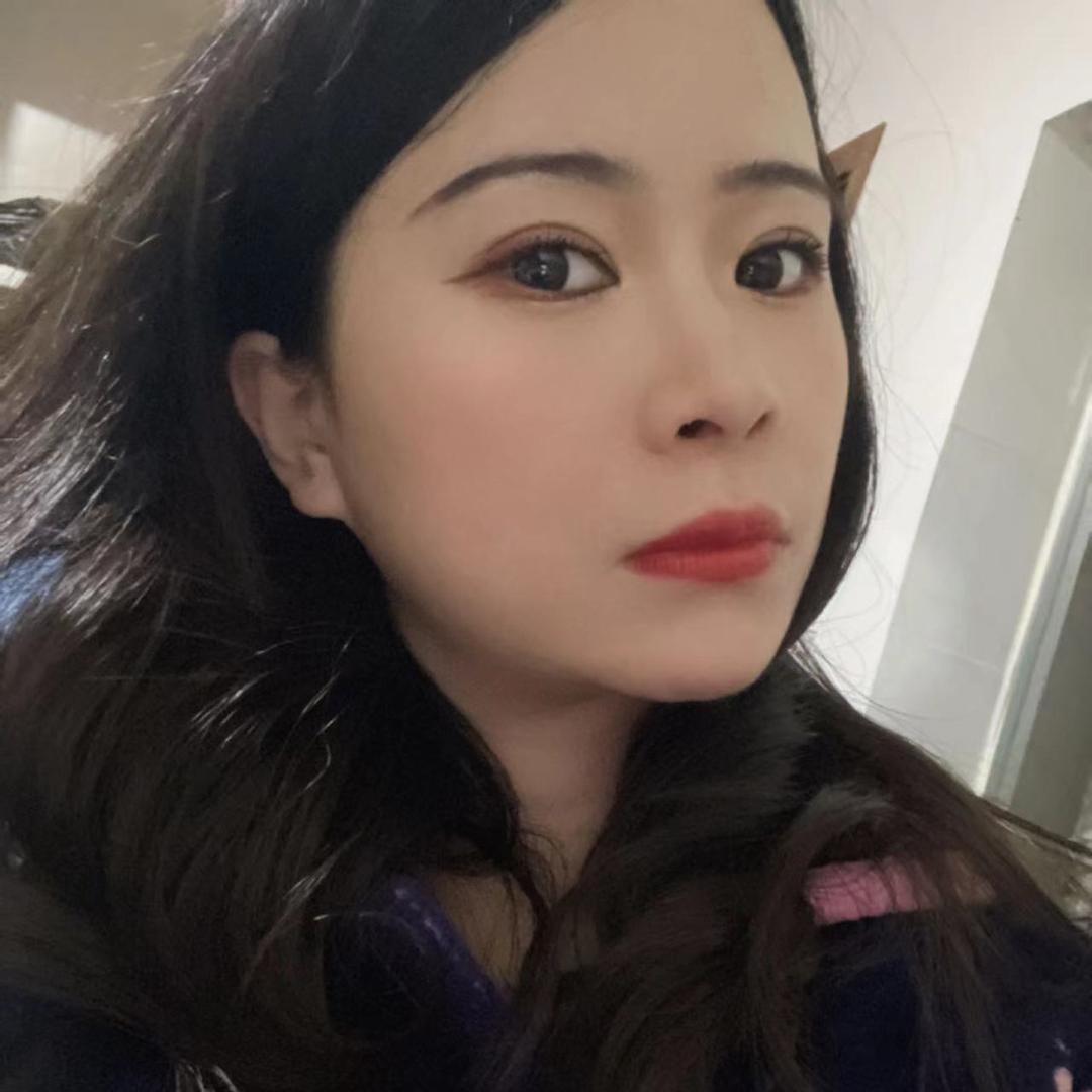 龙哥女装Studio