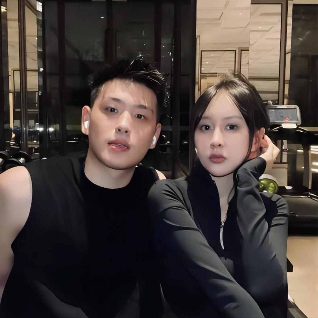 MBNL-F 秦磊每日穿搭