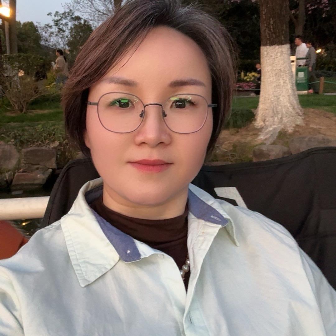 赐成服饰linda聊外贸