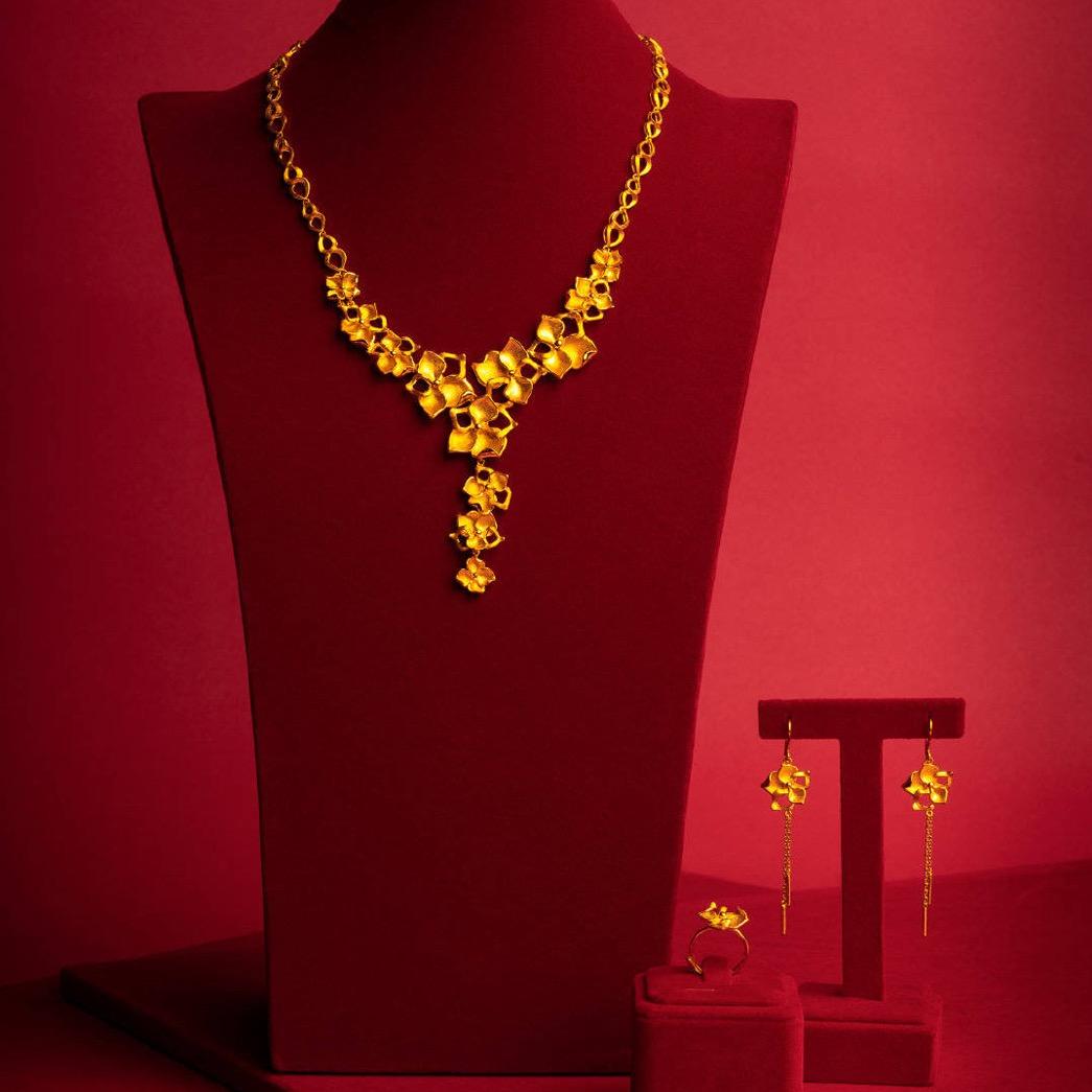 老凤祥银楼(西乌旗店)