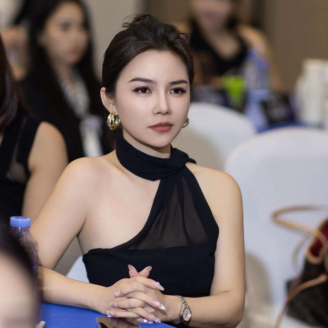 美业人百合