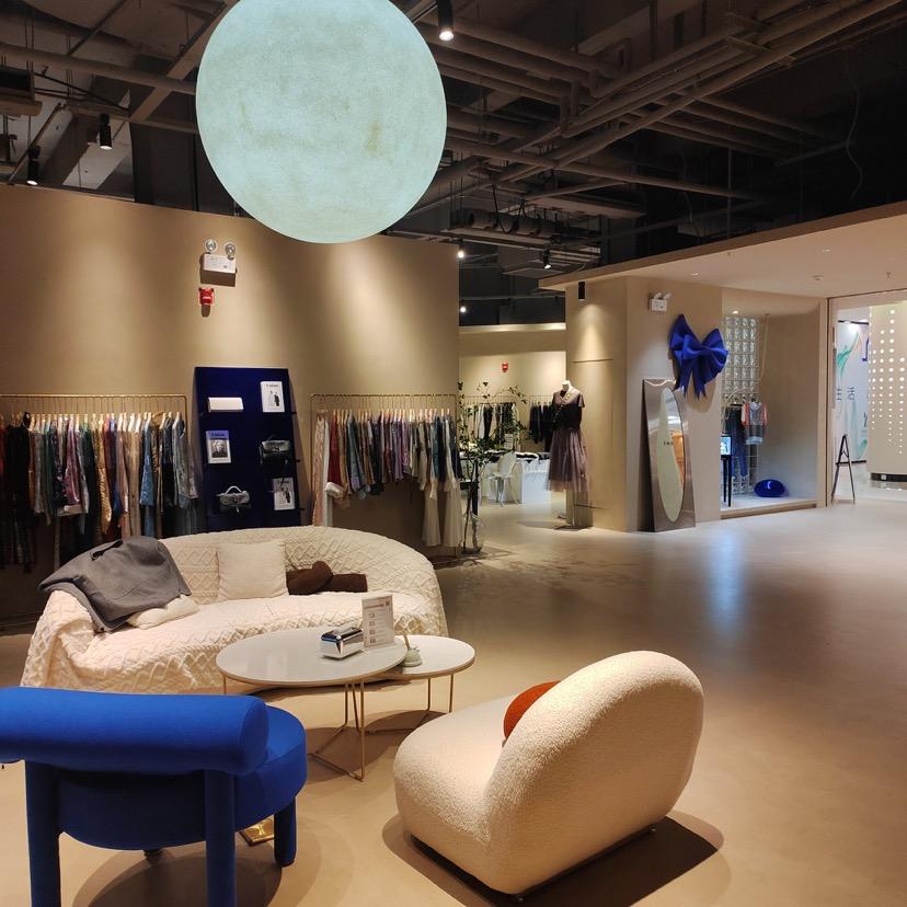 品牌童装折扣仓（英才学校）