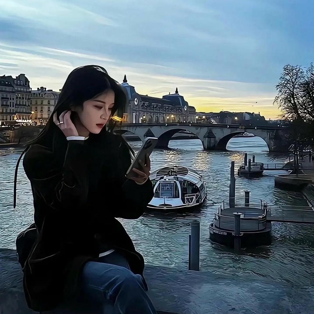 回关看表领相册客服小妞