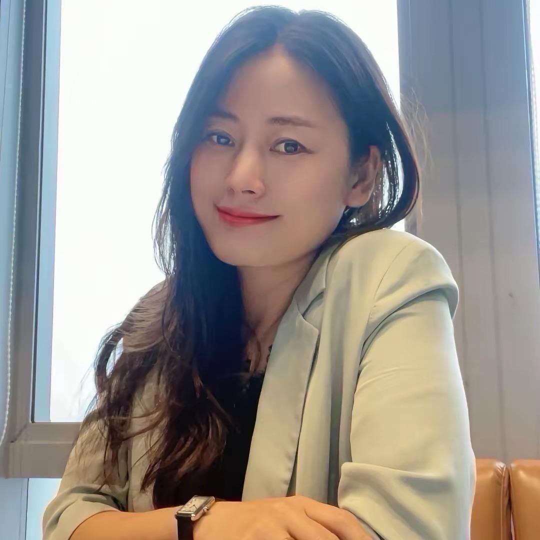Cindy🥳