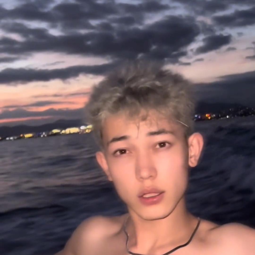 热烈的馬