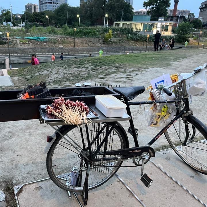 小贤贤二八烧烤