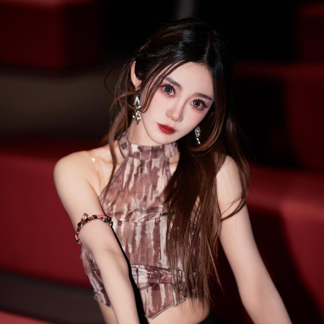 小团睡不醒Arlo