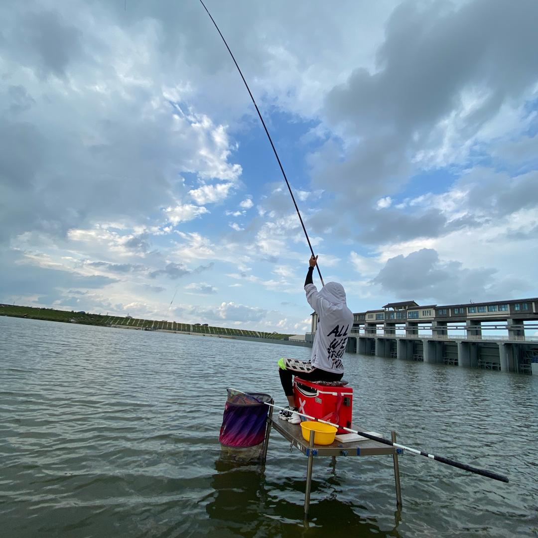 快乐钓鱼柱子@抖音